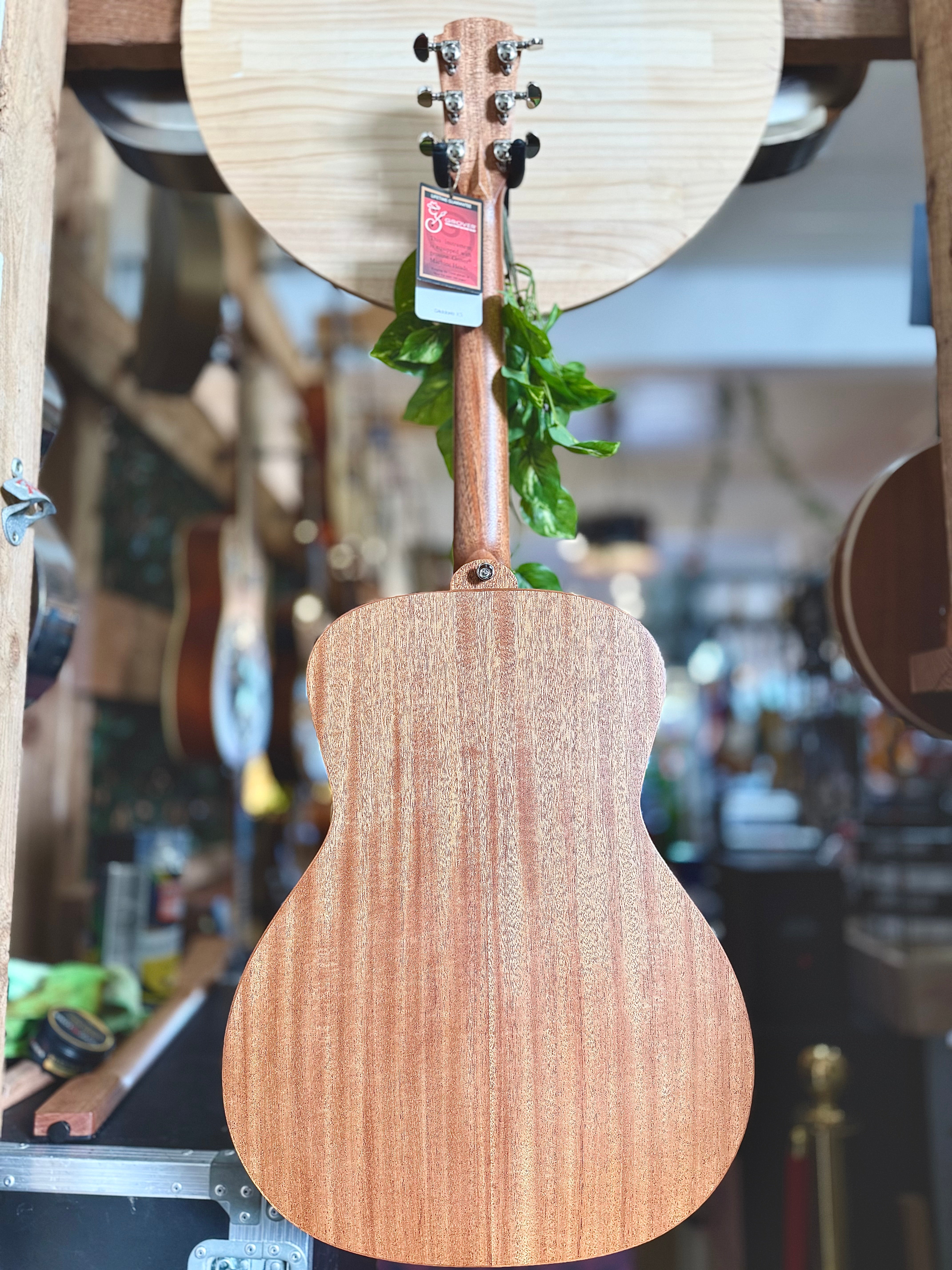 Cole Clark | STUDIO | SAN1-MMAH | African Mahogany Cole Clark | STUDIO | SAN1-MMAH | African Mahogany
